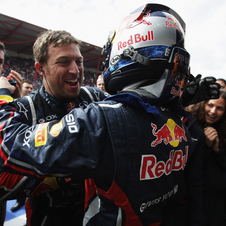 Vettel returns to victories in Spa