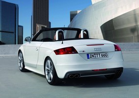 Audi TTS Roadster 2.0 TFSI quattro