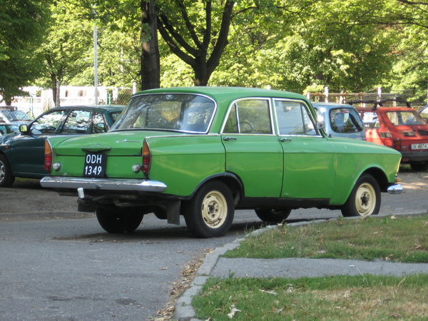 AZLK Moskvitch 408