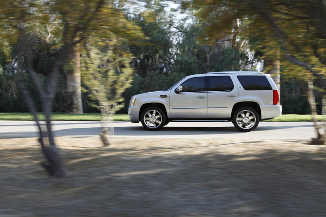 Cadillac Escalade AWD Hybrid Platinum Edition