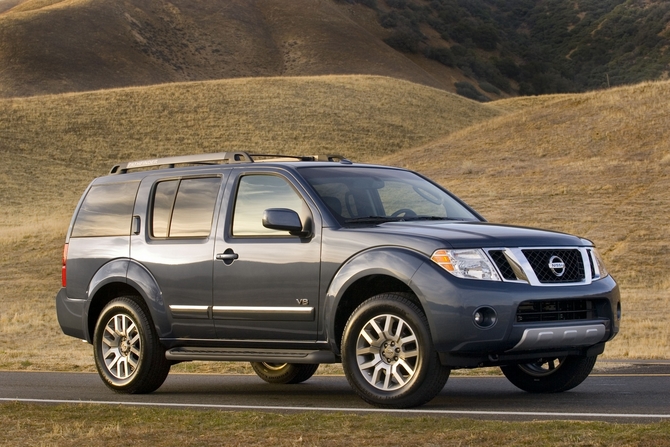 Nissan Pathfinder Gen.3