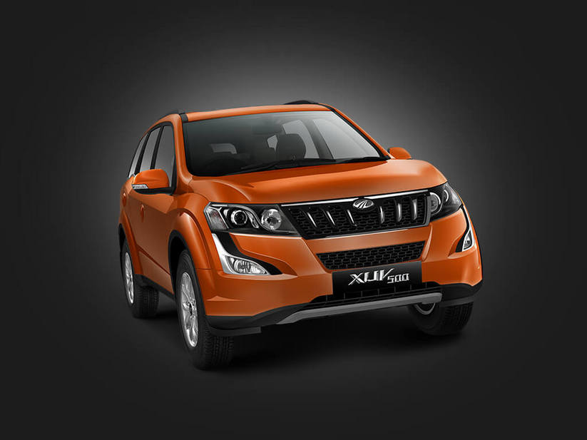 Mahindra XUV500 W10 AT