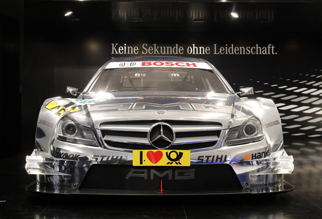 Mercedes Celebrates C-Class' Success in DTM Racing