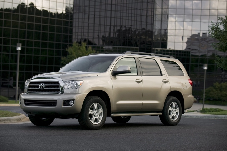 Toyota Sequoia SR5 5.7L 4X4