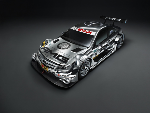 Mercedes Celebrates C-Class' Success in DTM Racing