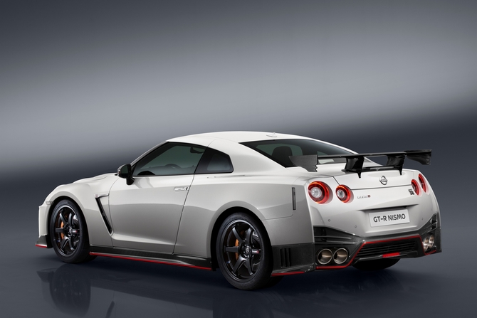 Nissan GT-R 3.8 V6 NISMO