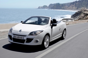 Renault Mégane III Coupé Cabriolet 1.5 dCi 110cv FAP ECO2 AT EDC Dynamique S