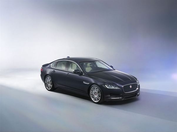 Jaguar XF 20d