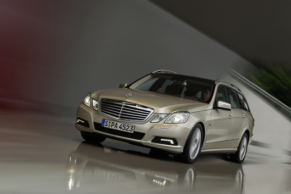 Mercedes-Benz E 250 CGI Station BlueEfficiency Auto