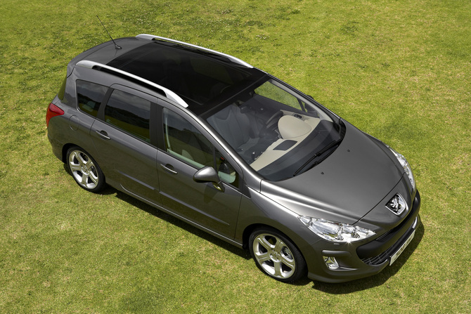 Peugeot 308 SW SE Navteq 1.6 HDi 110 FAP Peugeot 308 SW SE Navteq 1.6 HDi 110 FAP