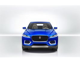 Ian Callum tenciona utilizar uma grelha trapezoidal no futuro design dos modelos da Jaguar