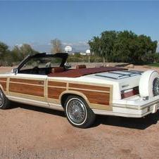 Chrysler Le Baron Town & Country Limited Edition