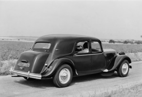 Citroën Traction 15/6 H Saloon