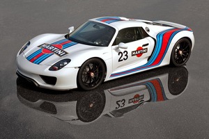 A colaboração com a Martini Racing tem sido sempre bem sucedida