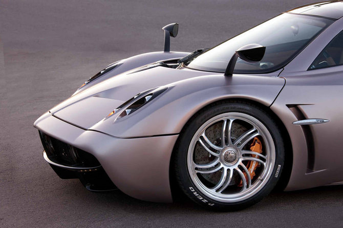 Pagani Produces Documentary Examining Development of Huayra