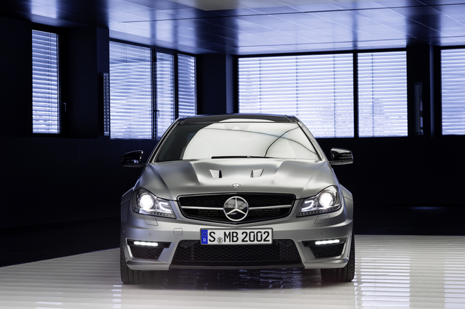 Mercedes-Benz C63 AMG Coupe Edition 507