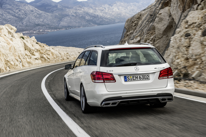 Mercedes-Benz E Station 63 AMG Auto