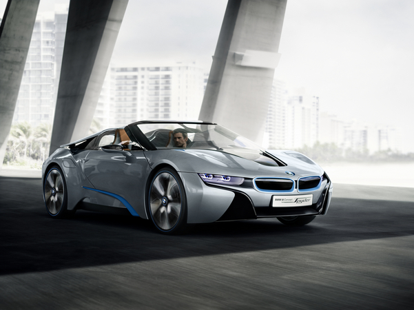 A BMW mostra um i8 Spyder mais próximo da produção