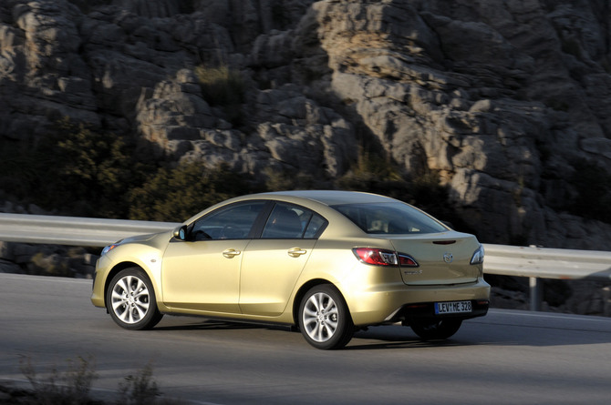 Mazda 3 2.0 Sedan