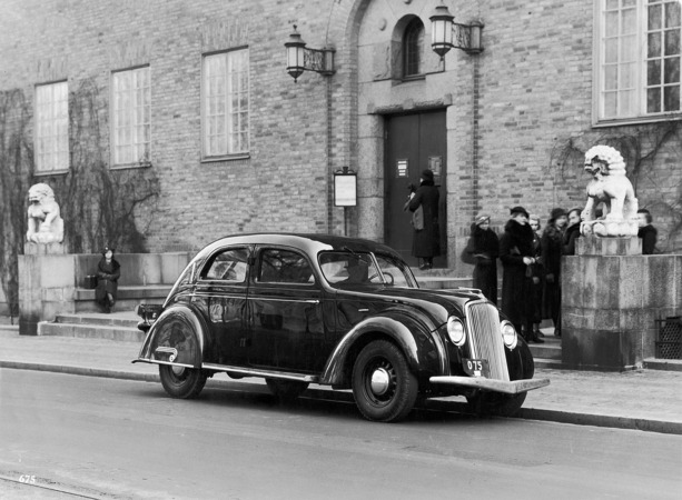 Volvo PV36