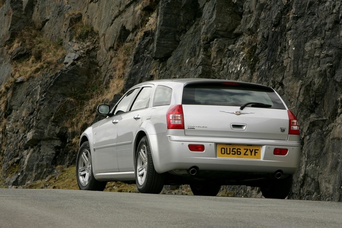 Chrysler 300C Touring 3.0 CRD V6