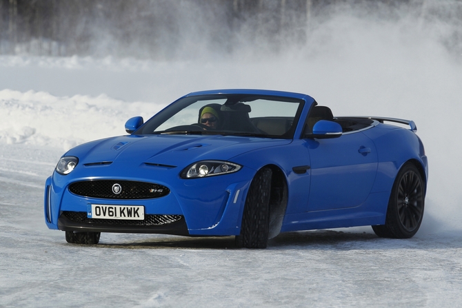 Jaguar XKR-S Takes a Drive Through the Finnish Snow