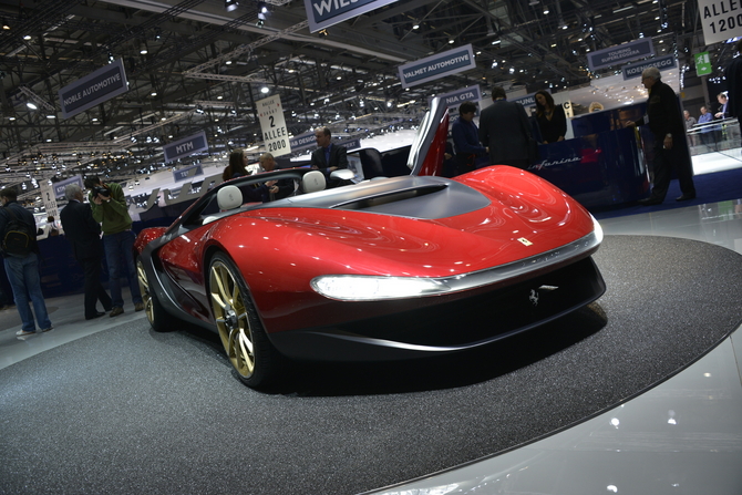 A Pininfarina também está a exibir o carro favorito de Sergio Pininfarina, o protótipo Dino de 1965