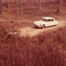 Citroën DS 19