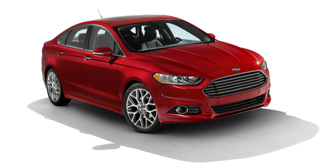 New Ford Fusion: first gasoline, hybrid and plug-in hybrid sedan