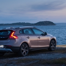 Volvo V40 D4 Summum Powershift Cross Country