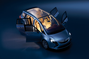 Opel Zafira Tourer Concept