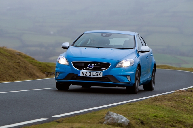 Volvo V40 D2 Start/Stop R-Design Summum Powershift