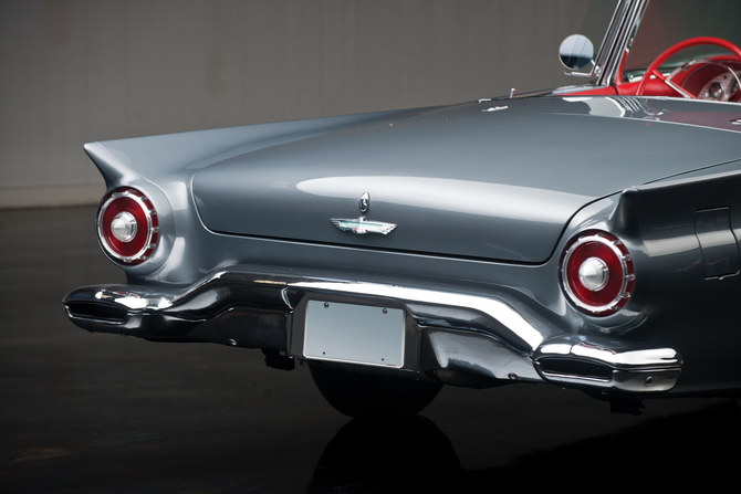 Ford Thunderbird