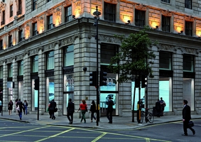 A primeira loja foi inaugurada perto de Piccadilly Circus