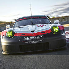 Porsche 911 RSR