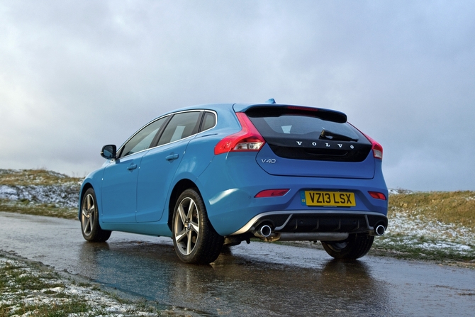 Volvo V40 D4 R-Design Summum