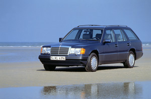 Mercedes-Benz 300 TD AT