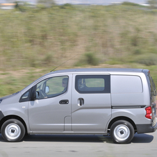 Nissan NV200