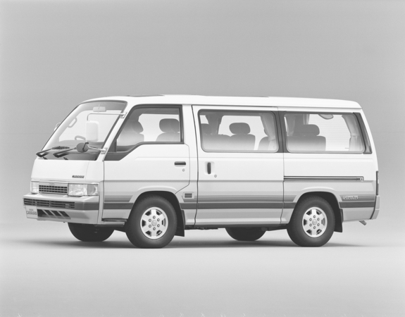 Nissan Caravan Coach 2000 Silkroad Limousine