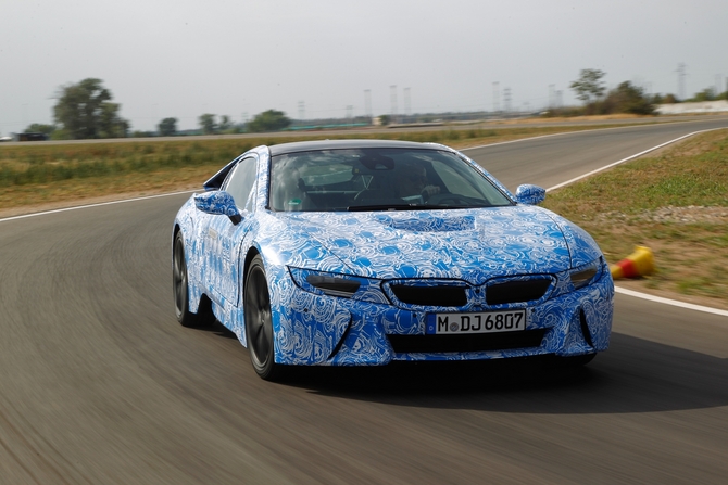 BMW i8