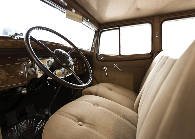 Packard Super Eight Club Sedan