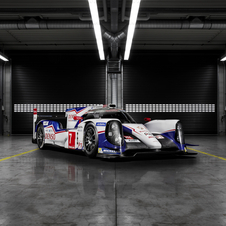 Toyota TS040 Hybrid