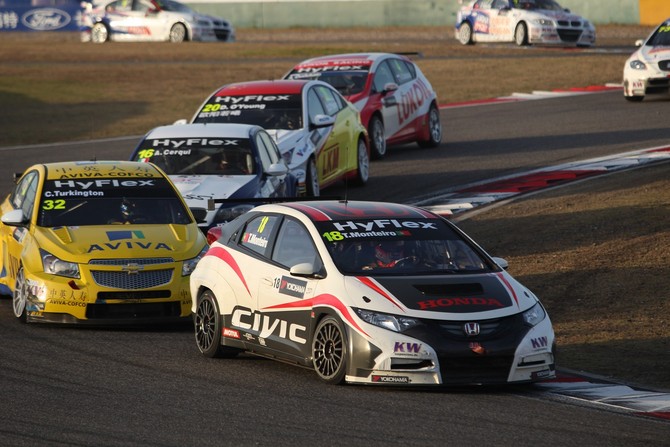 Nas corridas disputadas até ao momento com o Civic, Tiago Monteiro tem lutado por um lugar no Top 10