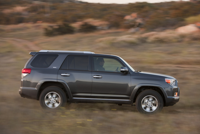 Toyota 4 Runner SR5 4X2 I4