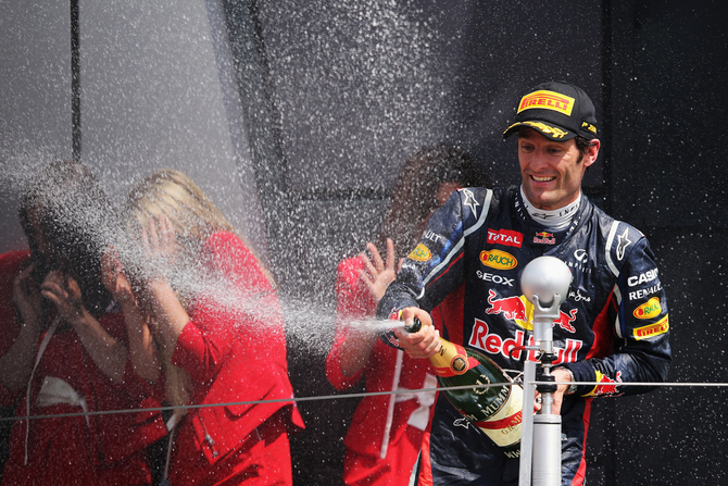 Red Bull acabou com os rumores que davam Webber como certo na Ferrari em 2013