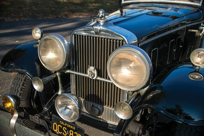 Stutz DV32 LeBaron