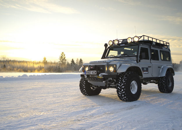 Land Rover Defender Big Foot