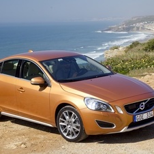 Volvo S60 D5 Momentum Geartronic