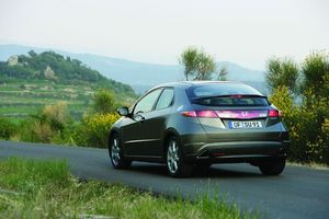 Honda Civic 1.8 Elegance