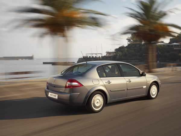 Renault Megane II Sport Sedan 1.4 16v